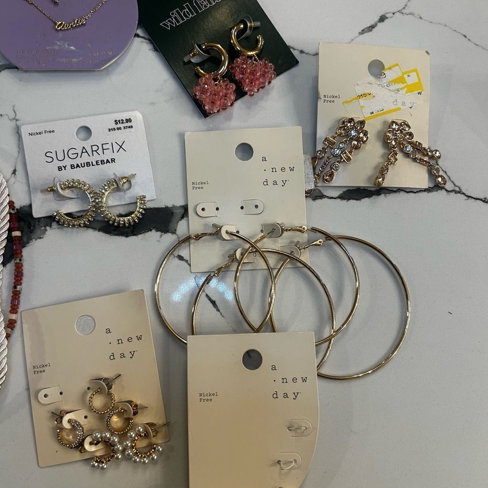 Large Jewelry Bundle - Picture 2 of 7